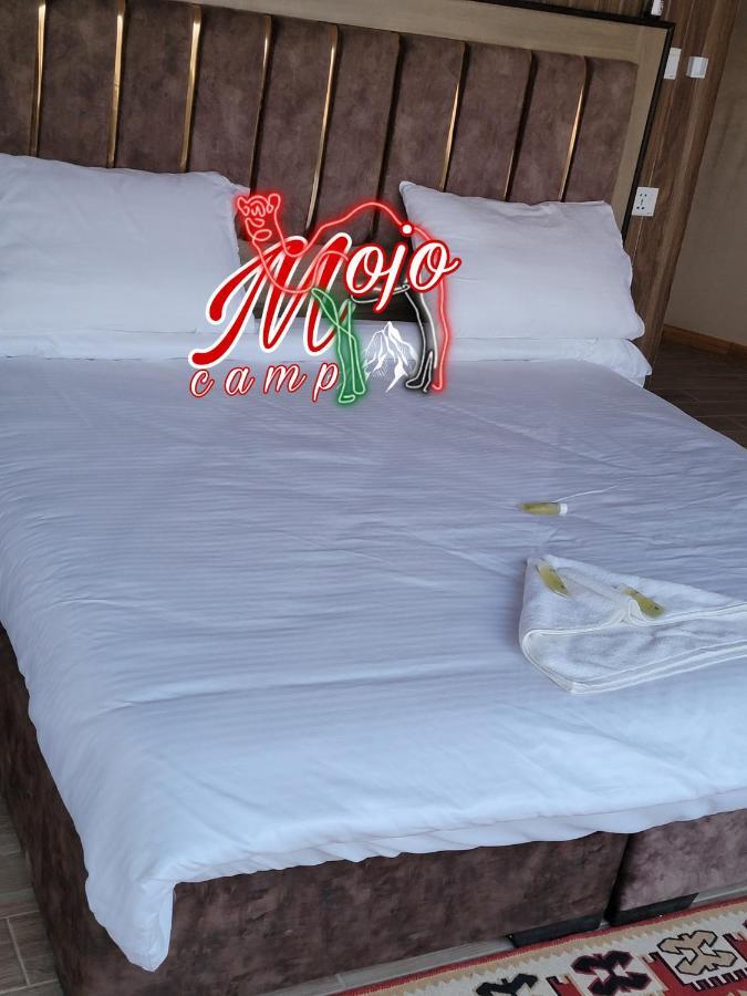 Mojo Camp, Rum vádi Kültér fotó
